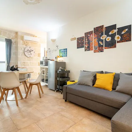 Apartment La In Centro, With Spa