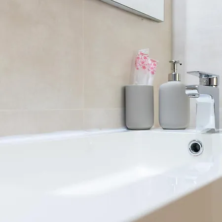 Apartmán La In Centro, With Spa Bari
